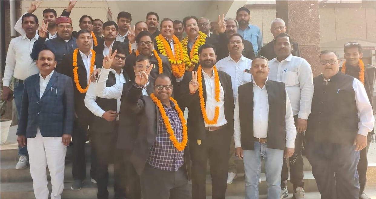 Anand Tripathi elected president, Avinash Mall elected minister