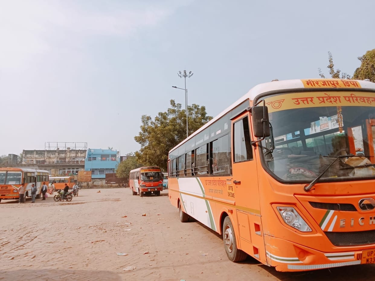 The number of buses and trips has been increased on three routes for Holi; 103 buses will run.