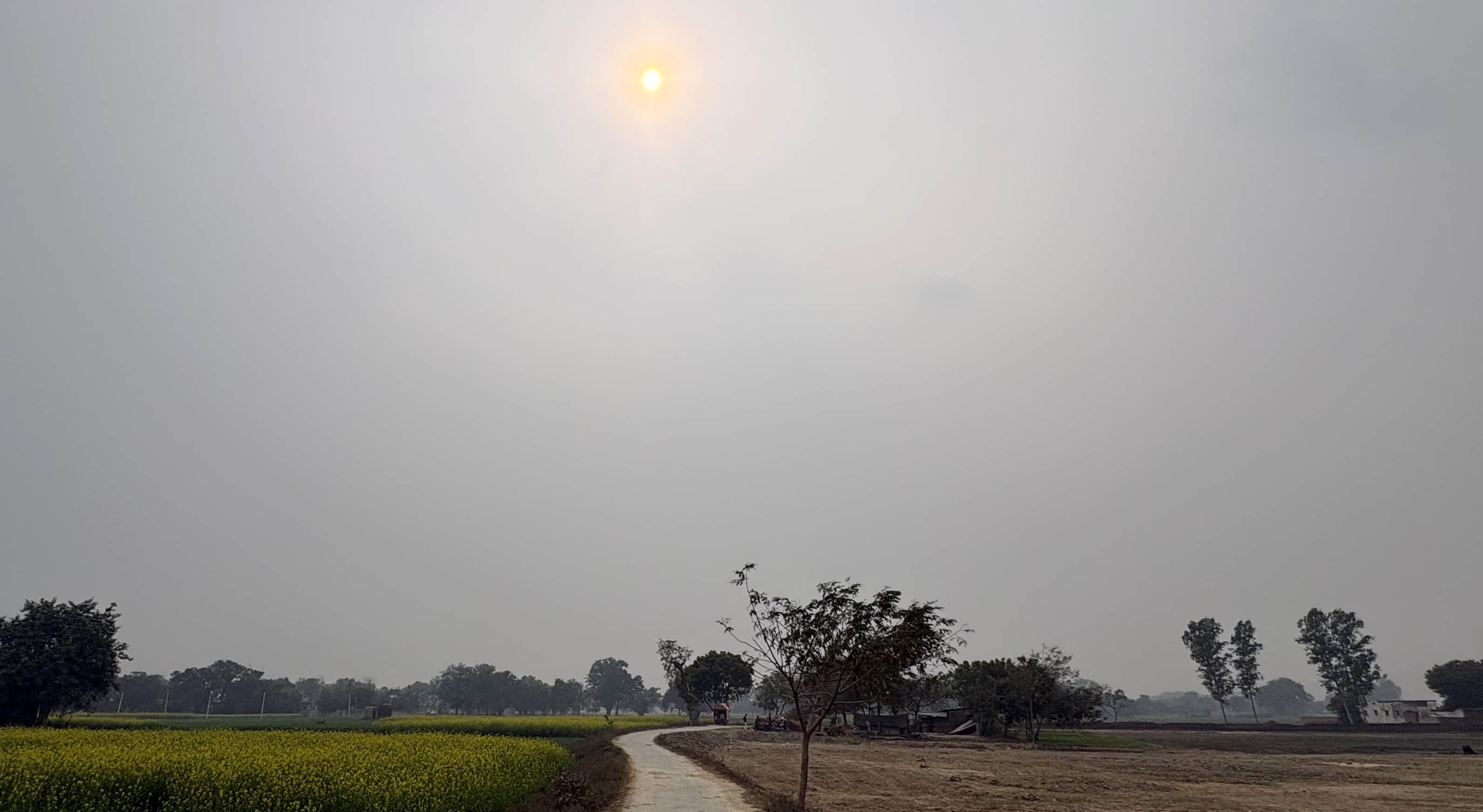 सुबह के समय हो रहा सुर्याेदय। संवाद