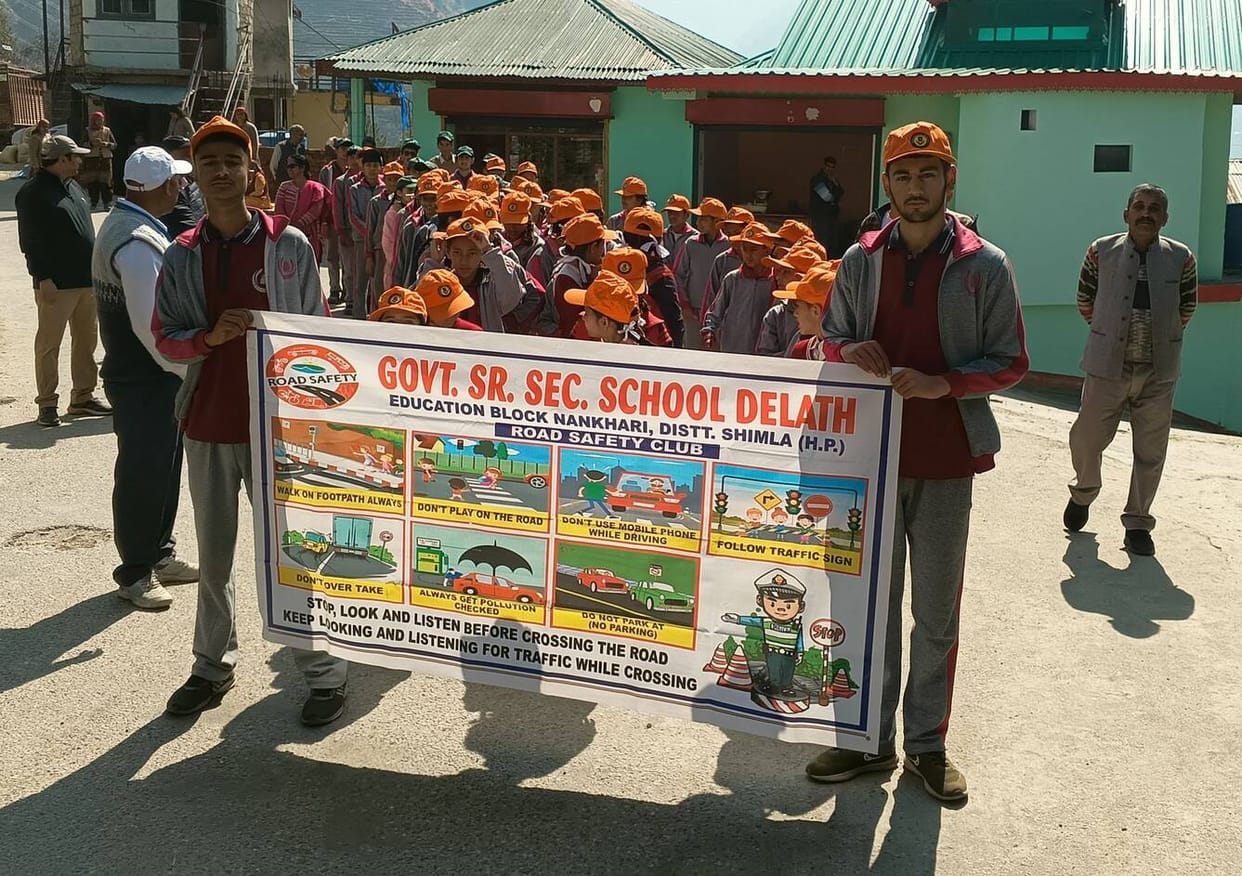 Students organised an awareness rally on road safety