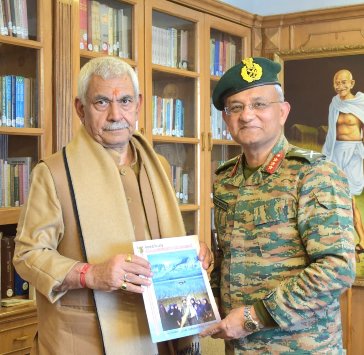 Srinagar, Leutienent General, Prashant Shrivastva, Meet with LG, Manoj Sinha