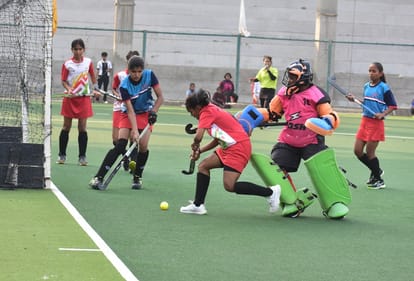 Semi-finals and finals will be played today in the state-level junior girls hockey competition.