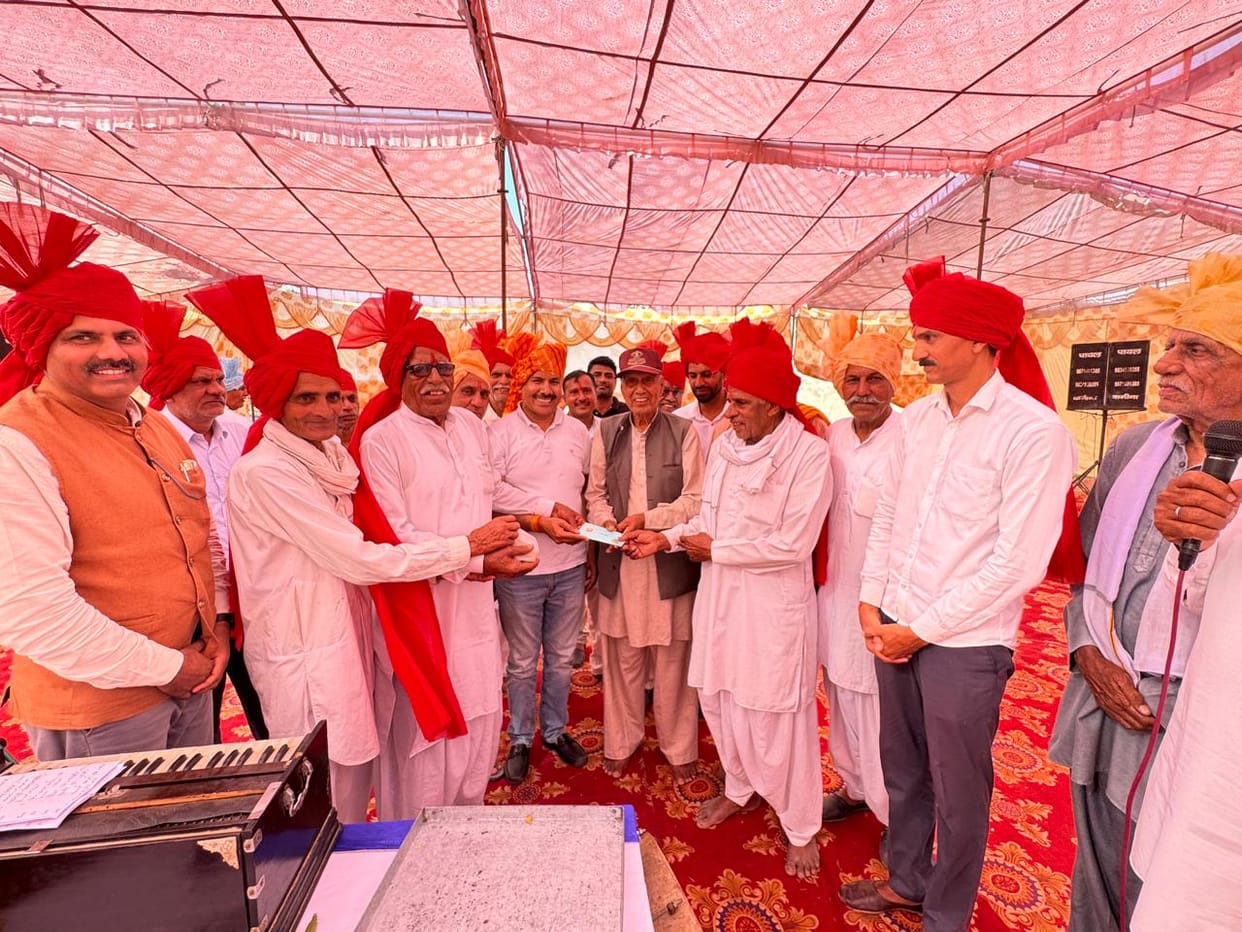 Bhandara organised after singing Holi songs