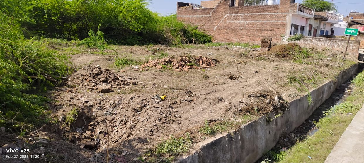 Tried to occupy ancestral land, fled on protest
