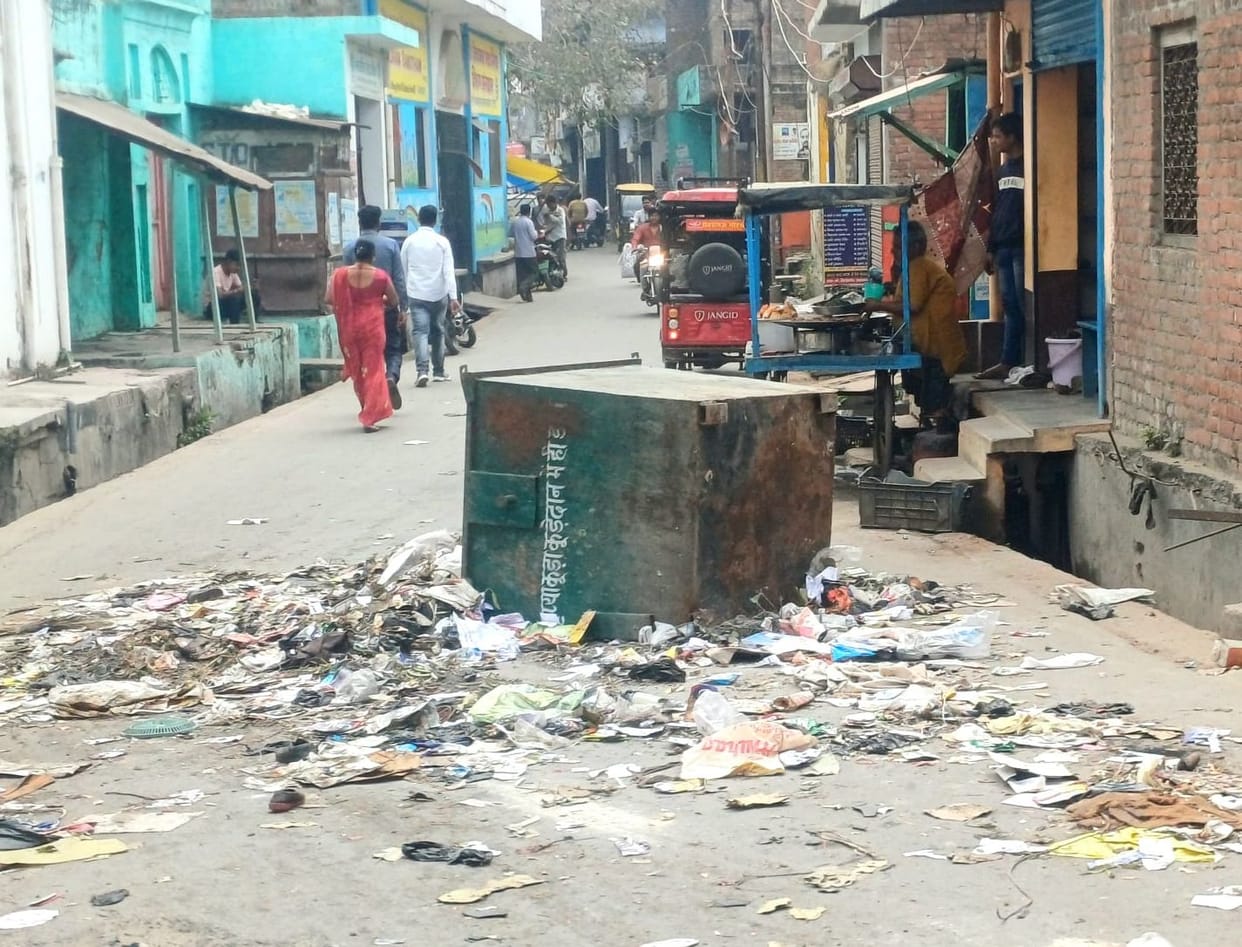 Angry over non-payment of wages, sanitation workers overturned dustbins and spread filth.