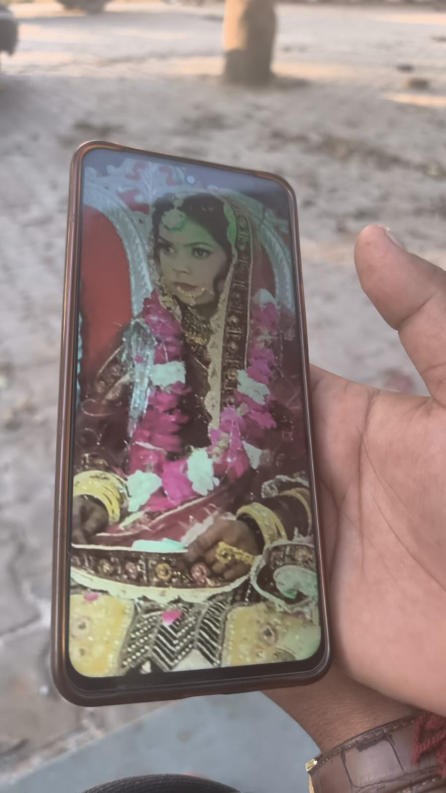 MAINPURI news lady suicide