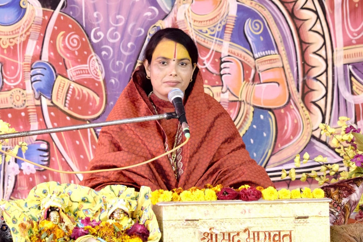 A true friend looks at love, not money: Priya