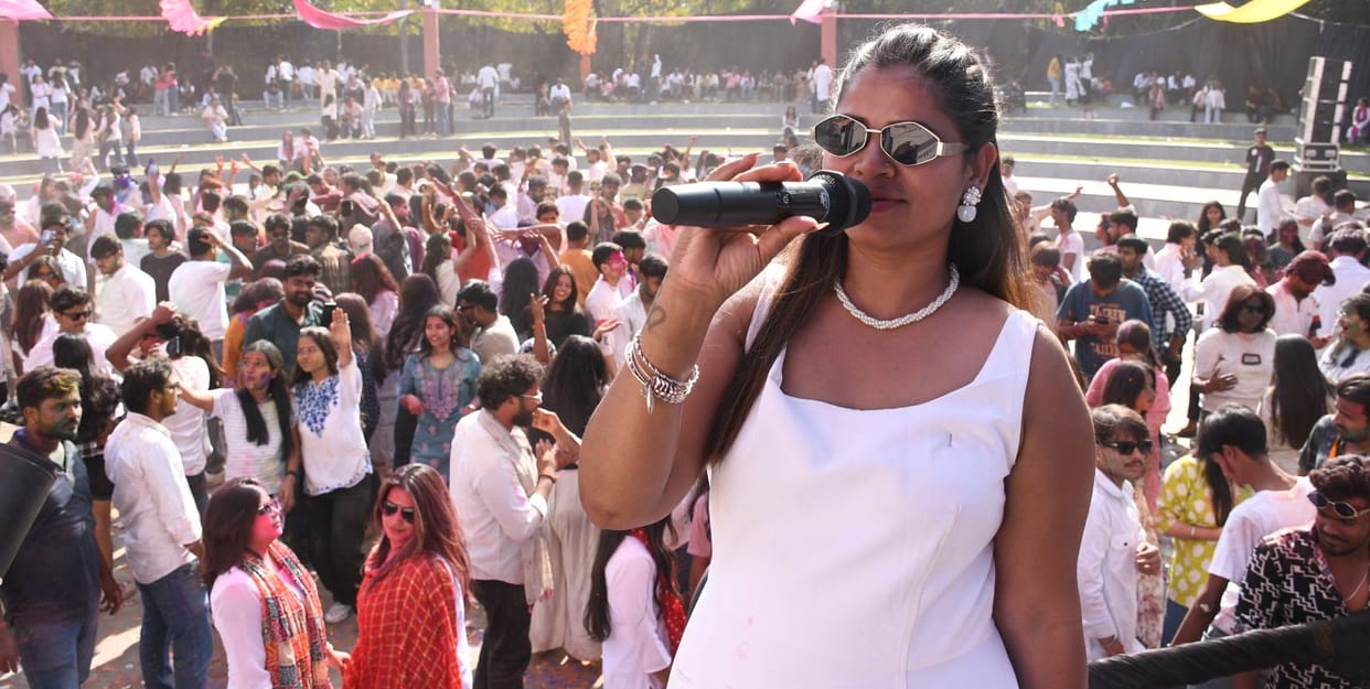 Excitement prevails in pre-Holi celebrations...