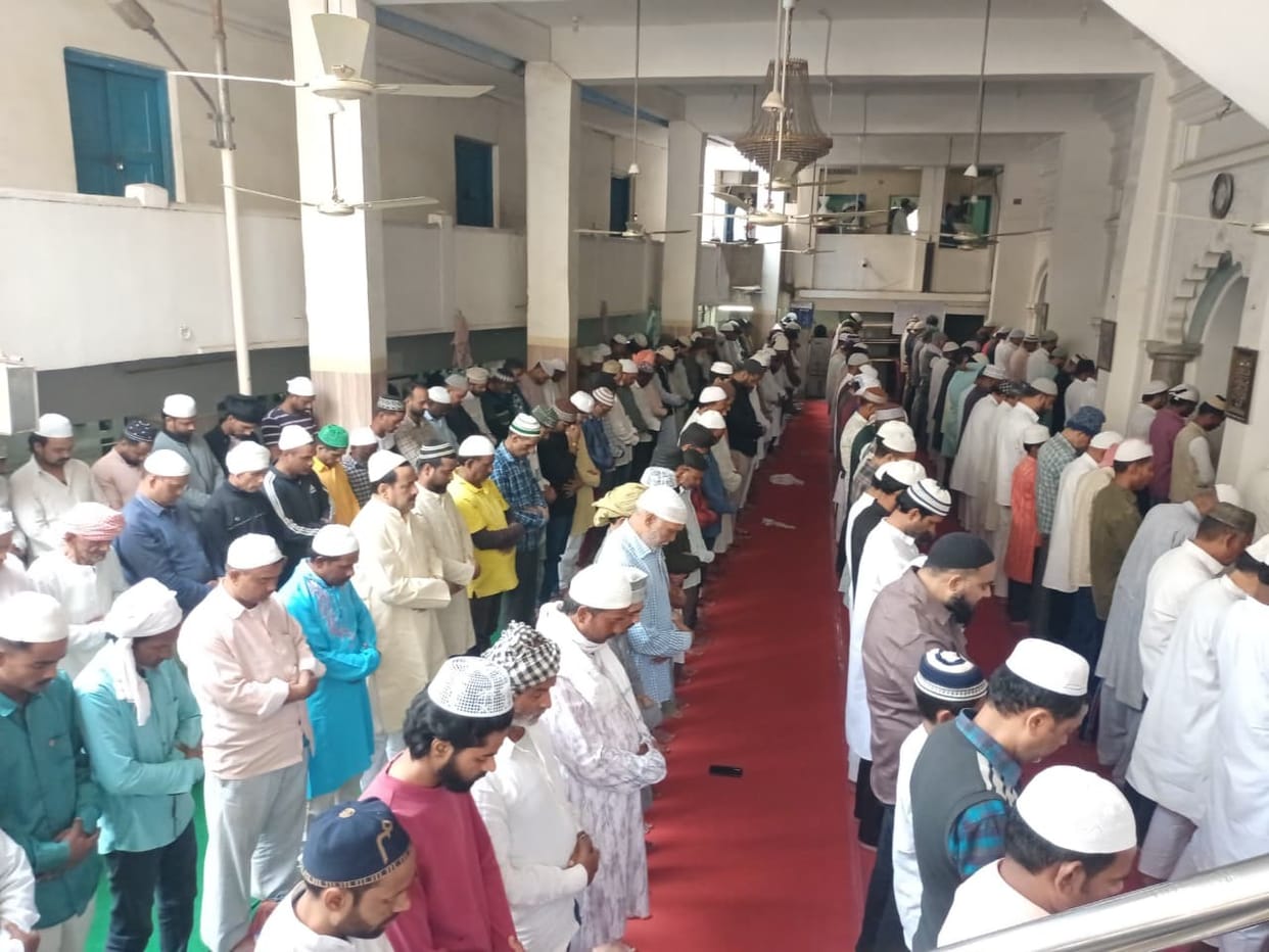 Second Friday prayer performed with devotion