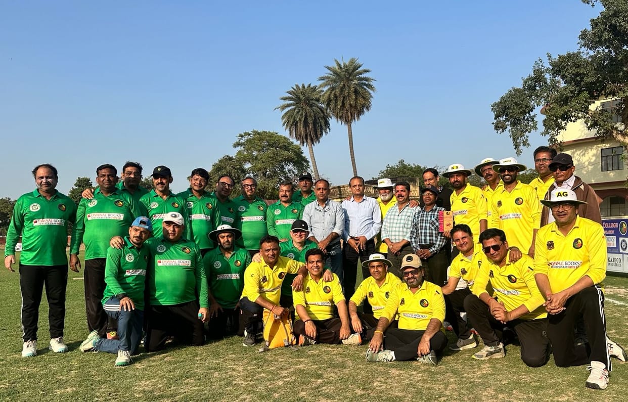 Peters Super Kings reach the final of the Super Legends match