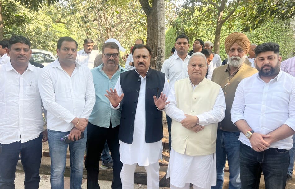 Industries should get 50 percent electricity subsidy: Bajrang Garg
