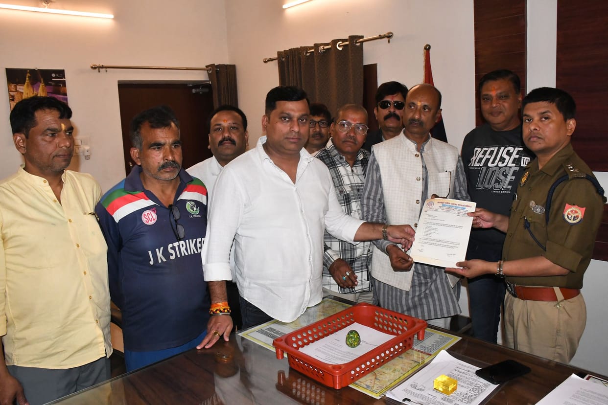 Illegal stand outside Jhankarkati bus stand should be removed