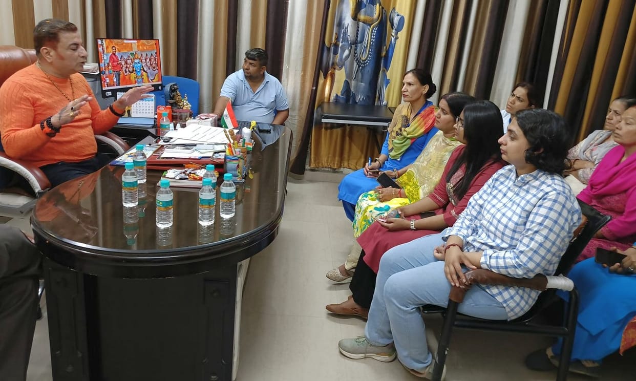 Staff nurses refused to do duty at the blood donation camp.