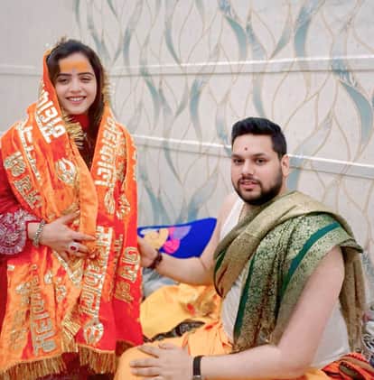 Actress Nisha Parikh refuge Mahakal, after Aarti, said – soul-stirring experience court of Mahakal.