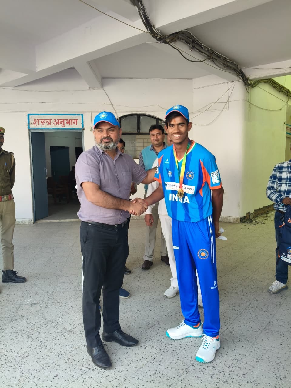Akash honored for his excellent performance in the Deaf Asia Cup