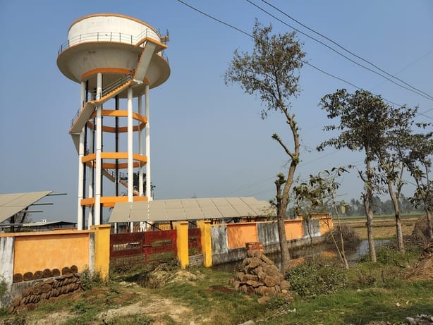 Even after a year, water supply from the overhead tank has not started, people are making cow dung cakes.