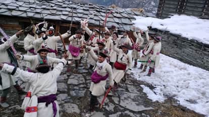 Phag Mela begins in Janglikh, deities greeted with snowballs
