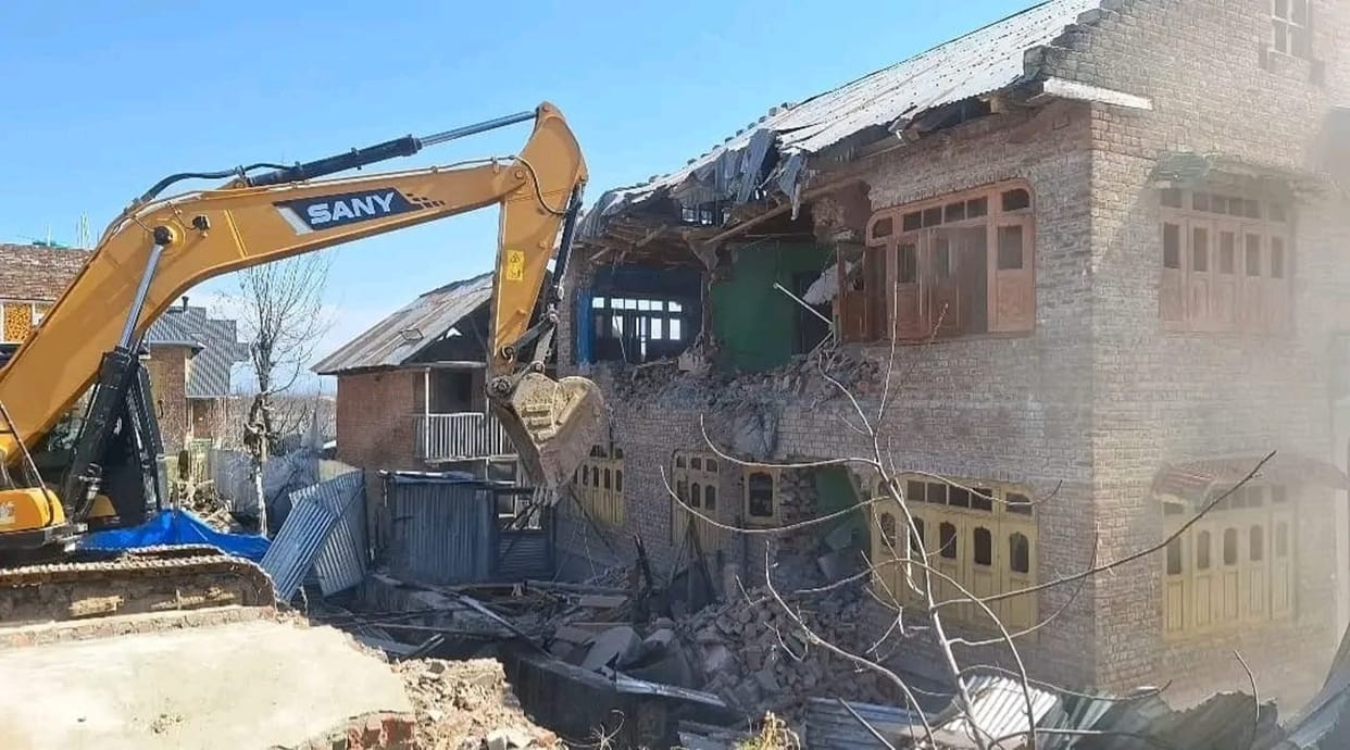 Srinagar, Kulgam Administration, Remove Enchochment, Highway