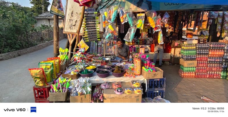 Holi colour market
