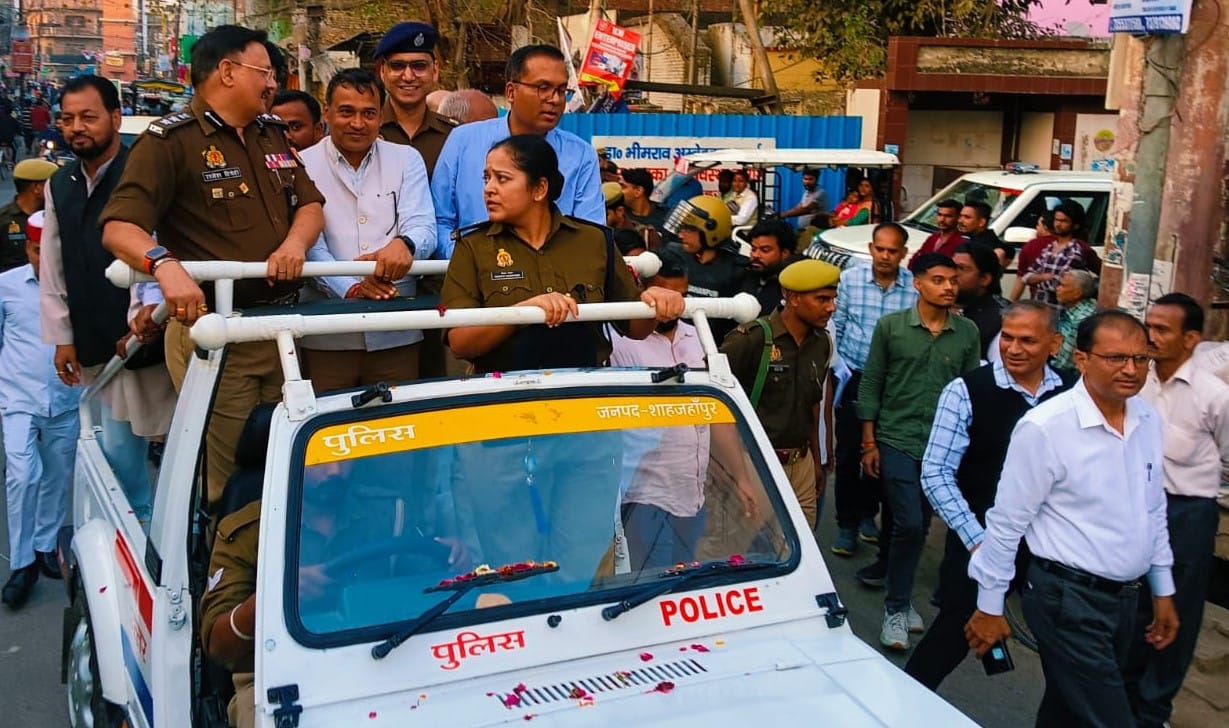 Officers inspected the security of the Lat Sahib's procession route using an open gypsy.