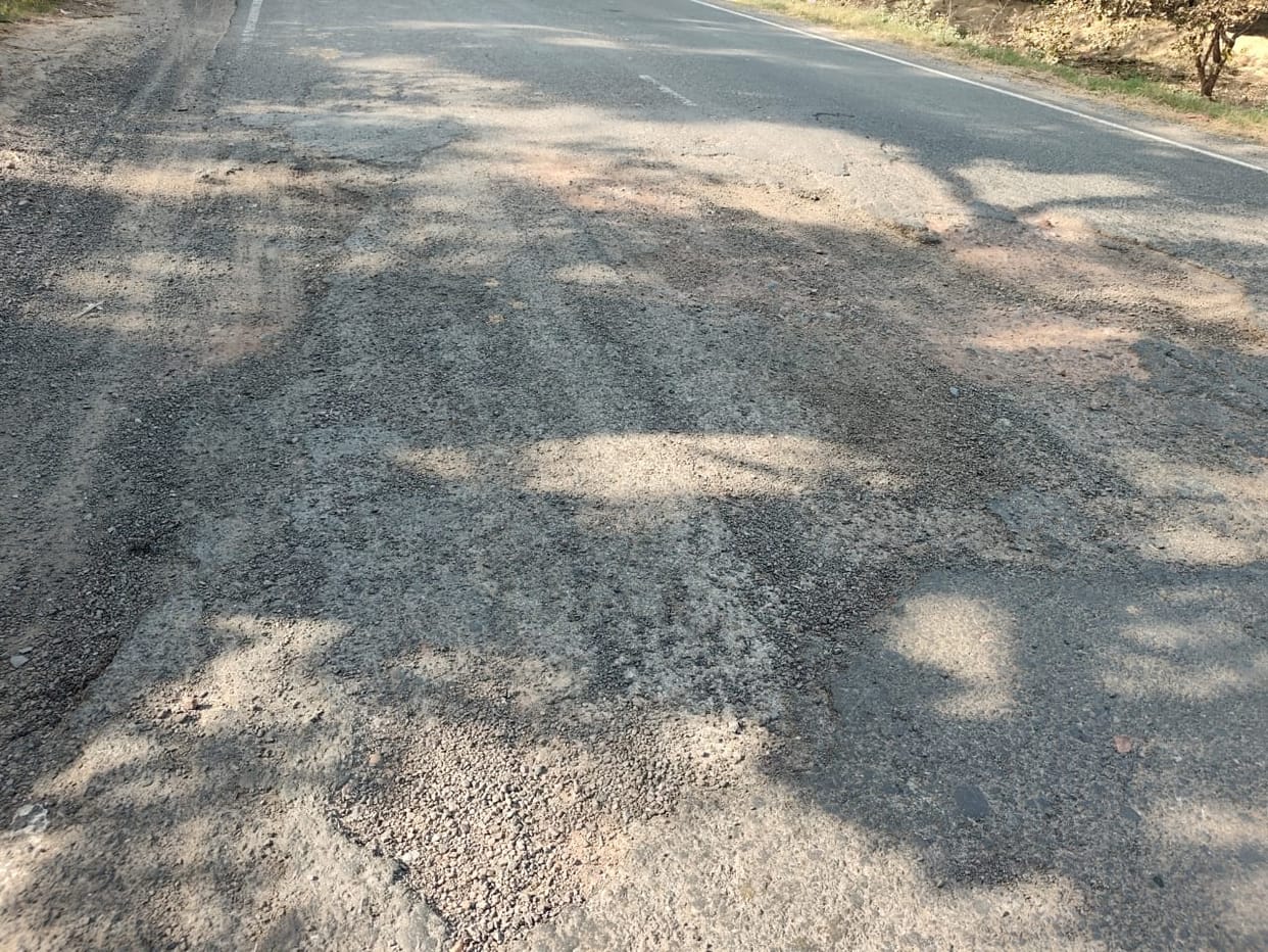 Khurja to Chhatari road will be strengthened and widened with an expenditure of Rs 108 crore