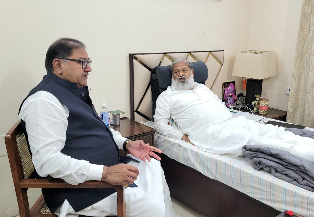 Chief Minister Saini and Abhay Chautala arrived to inquire about Vij's condition.