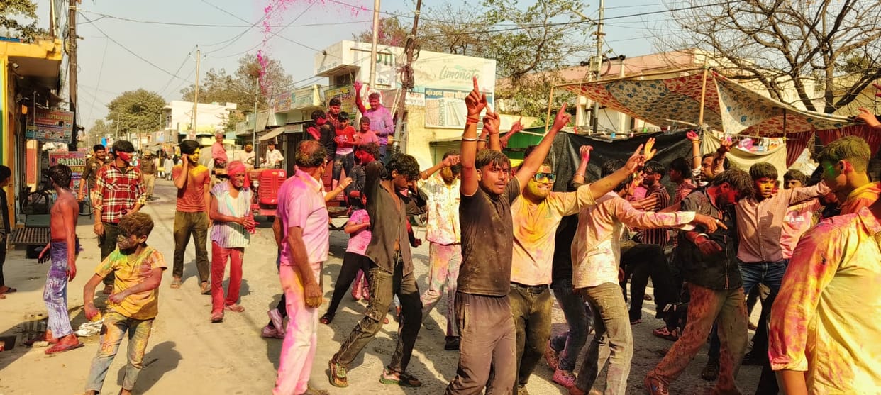 Gulal was thrown in abundance during the Dwadashi procession.