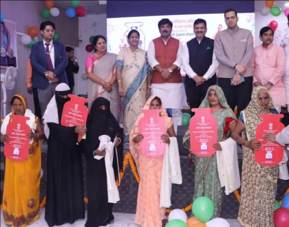 2.81 lakh women received free cylinders and subsidies
