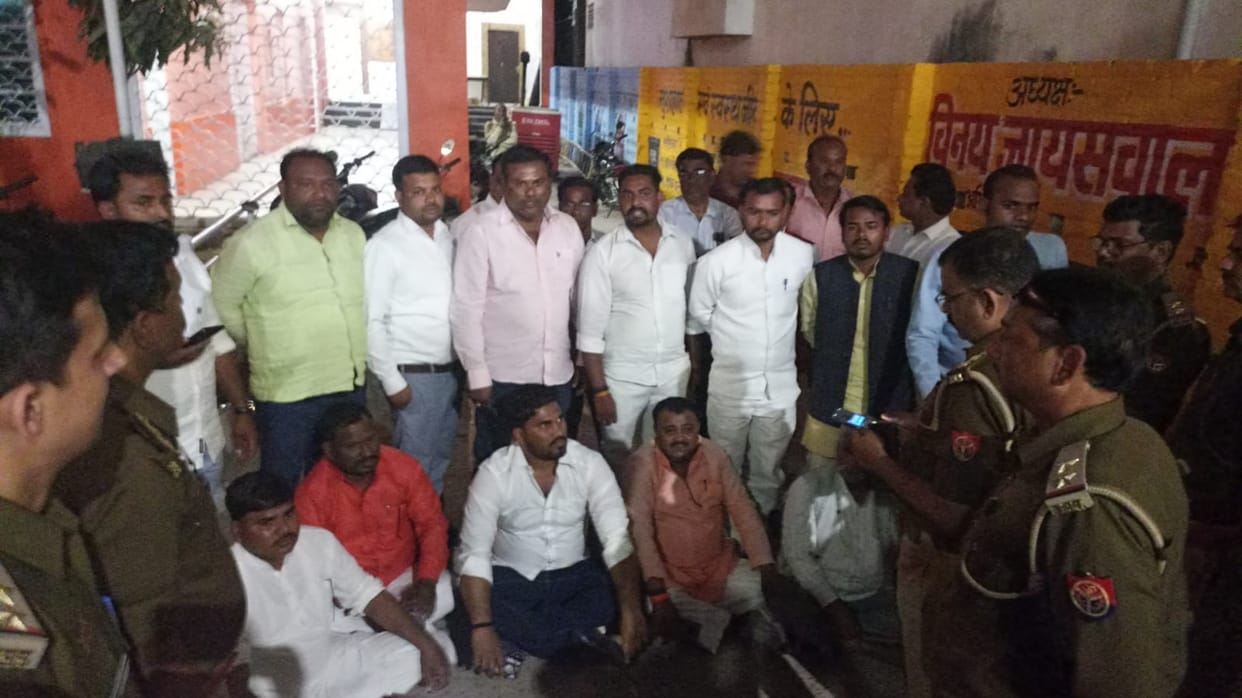 Councillors create ruckus over postponement of board meeting