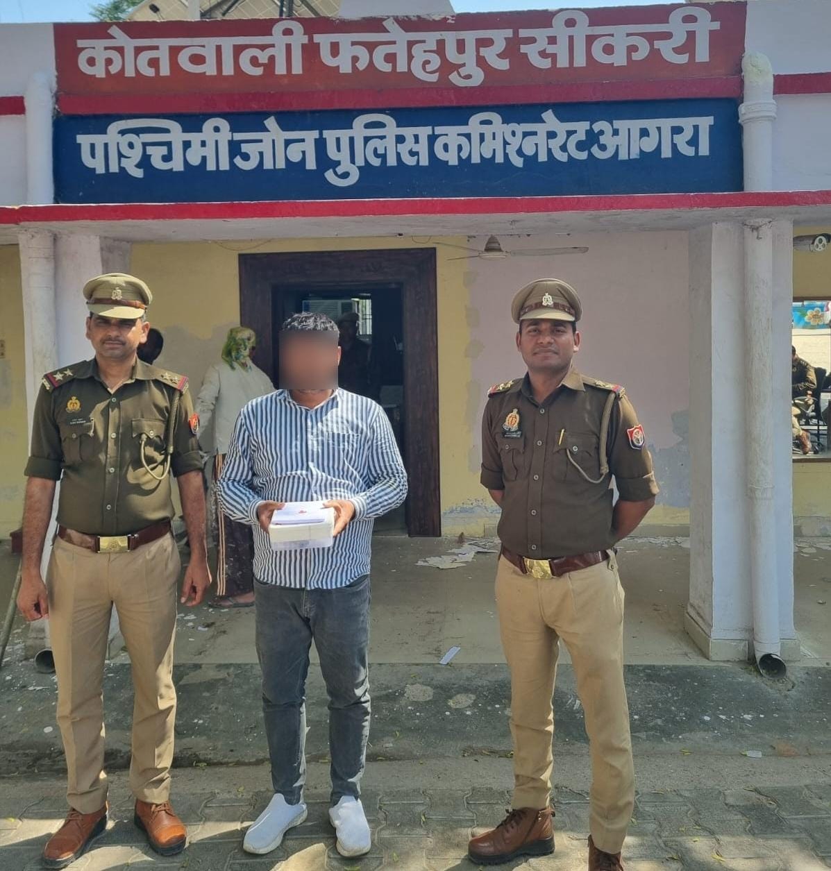 Youth arrested with illegal country-made pistol