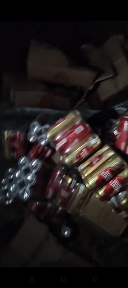 A truck carrying government liquor overturned in the Ghat area.