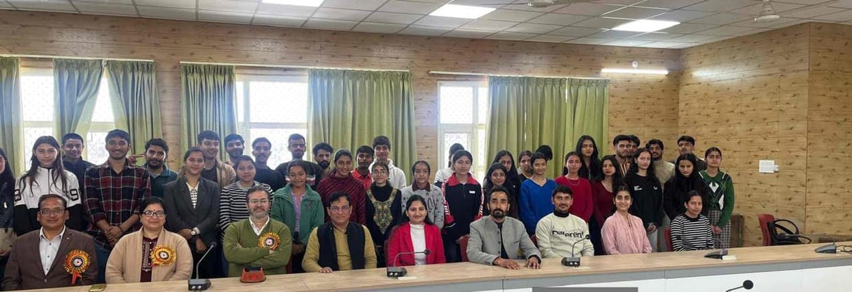 The team of Namrata, Chetna and Vaishnavi came first in the science quiz.