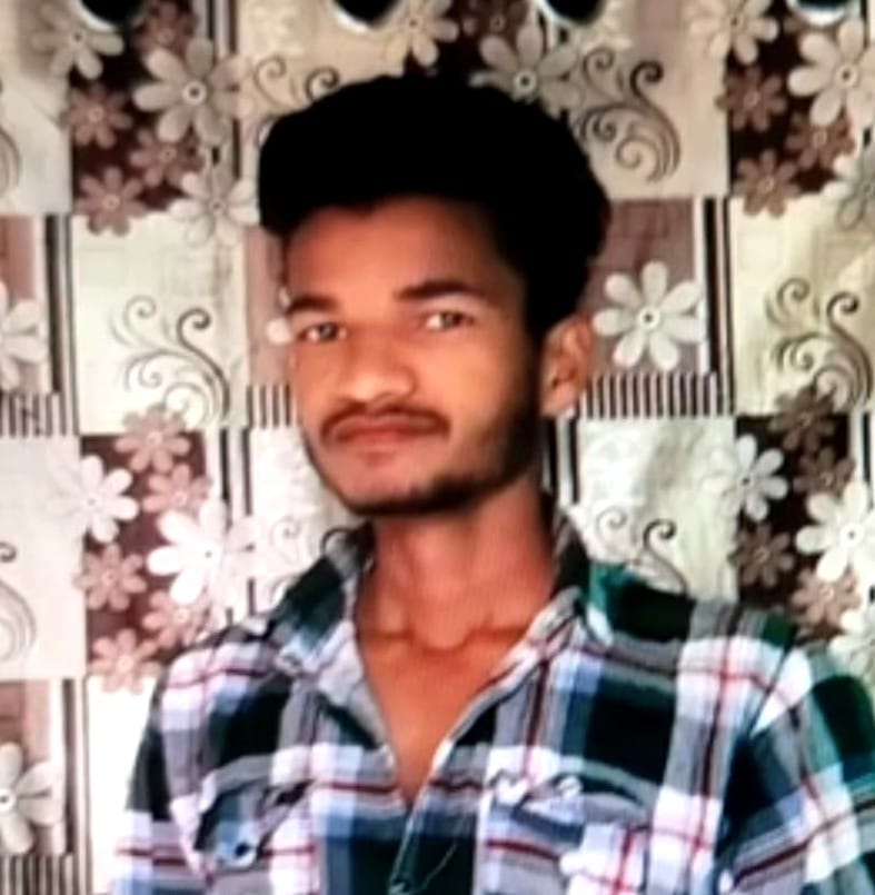 In Nagla Bhus, a young man committed suicide by hanging himself.