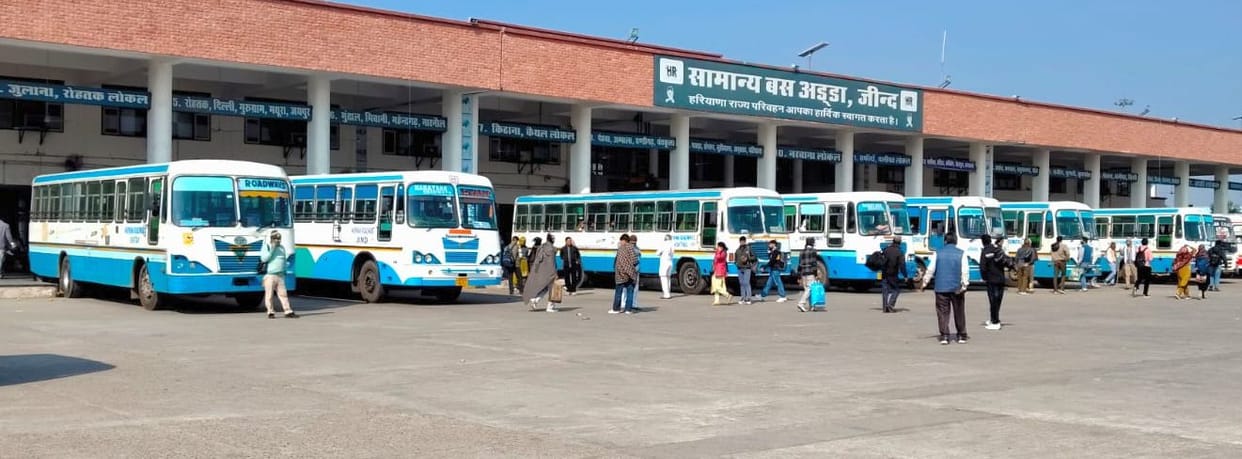 Karnal depot bus became a support to go to Khatushyam