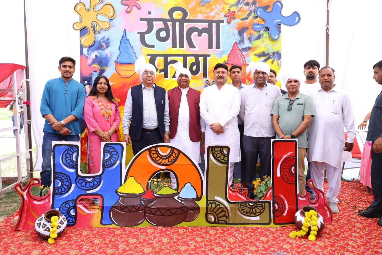 University campus filled with folk songs and traditional Korda Mar Holi