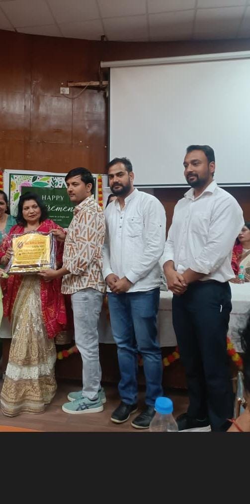 Nursing Officer Kamlesh was promoted and retired the next day.