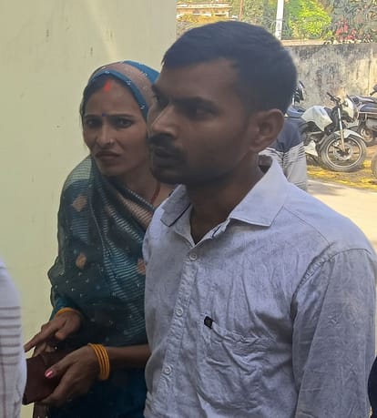 Lucknow News: लविवि के हाॅस्टल में बीए के छात्र ने लगाया फंदा BA student hangs himself in LU hostel