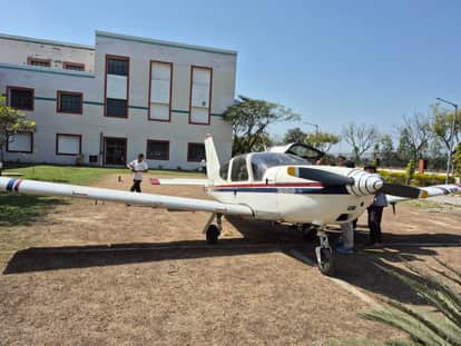 Aviation University gets two aircraft for training