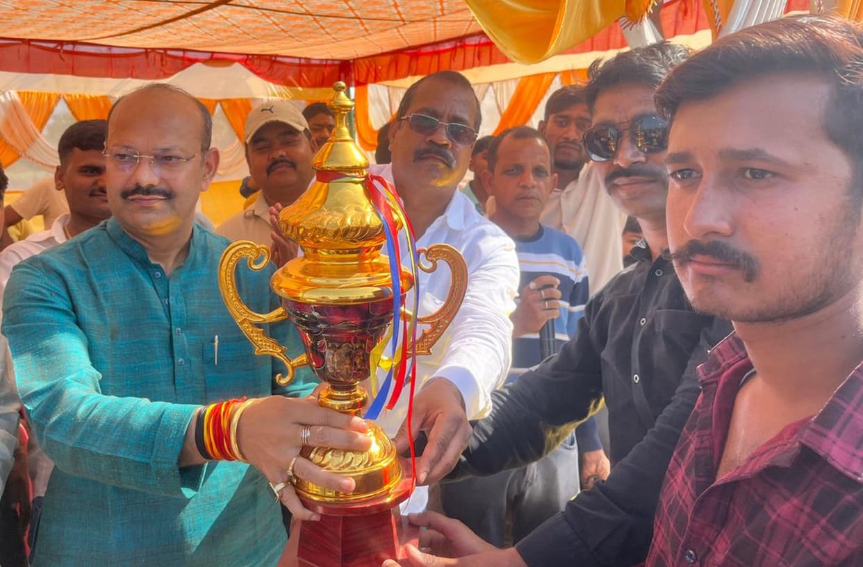 JCB 11 defeated Naraini to become Premier League champions