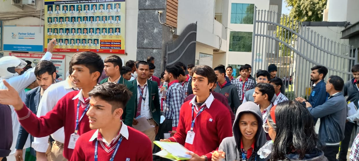 CBSE...9632 candidates appeared for the 10th class Hindi exam.
