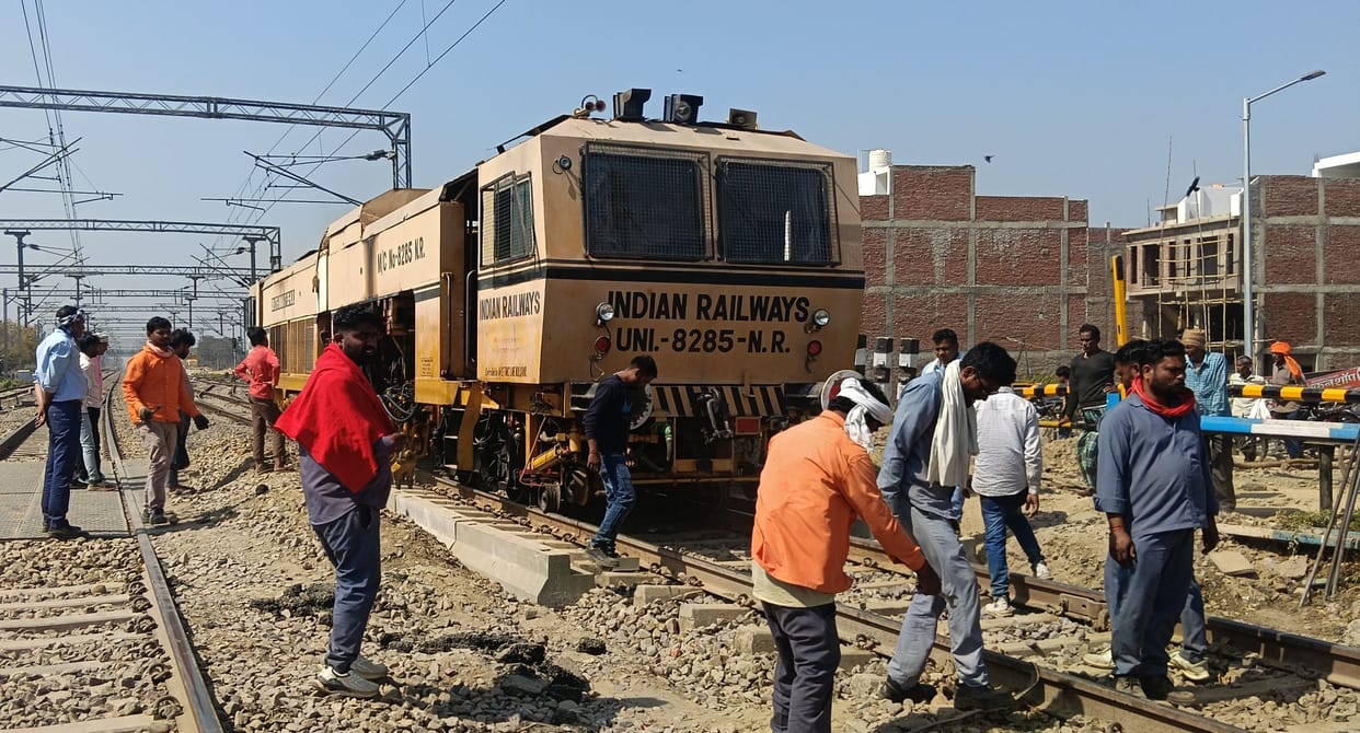 Traffic will be restored at the railway crossing from today.