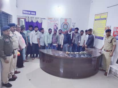 16 gamblers arrested after raid at a resort in Durg