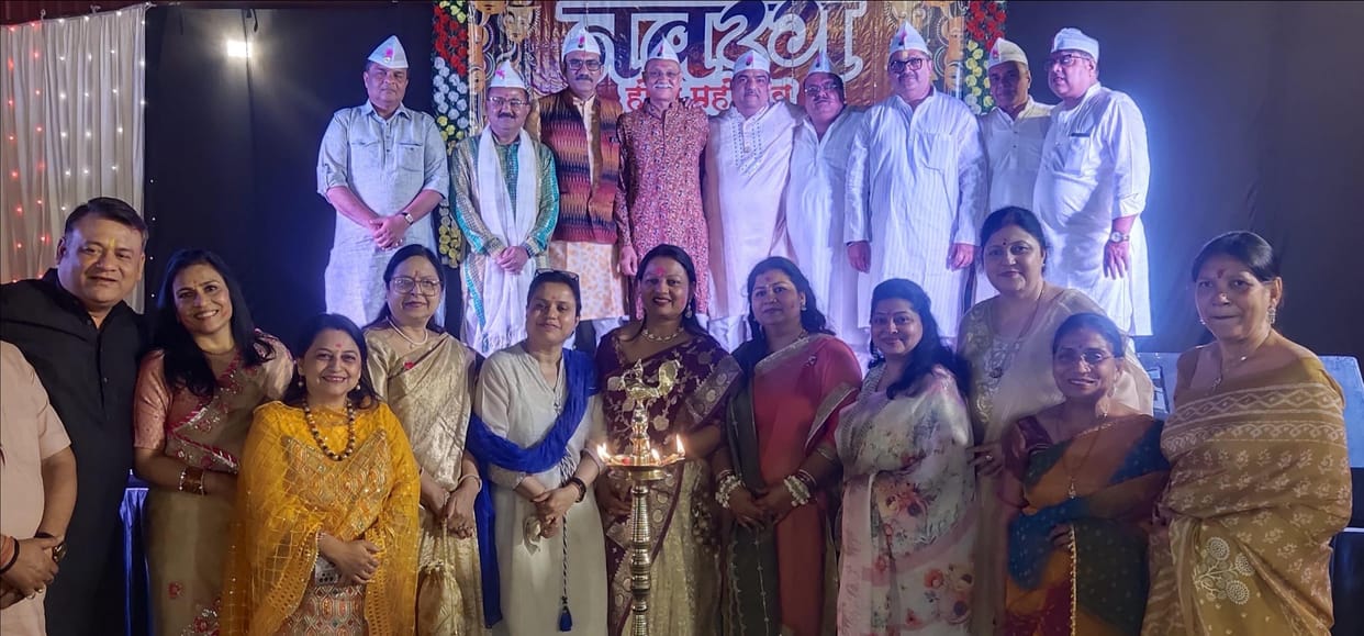 The joy of Holi in Navrang, body and mind drenched with the shower of Phaag songs