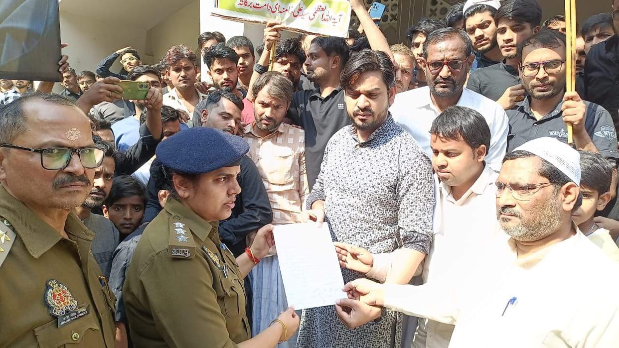 Shia community protests in Mubarakpur over Khamenei's death