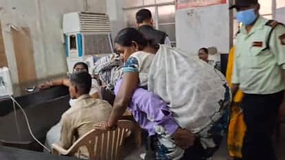 Rohtas News: No wheelchair available at Sadar Hospital, Sasaram; husband carries fractured wife on his back