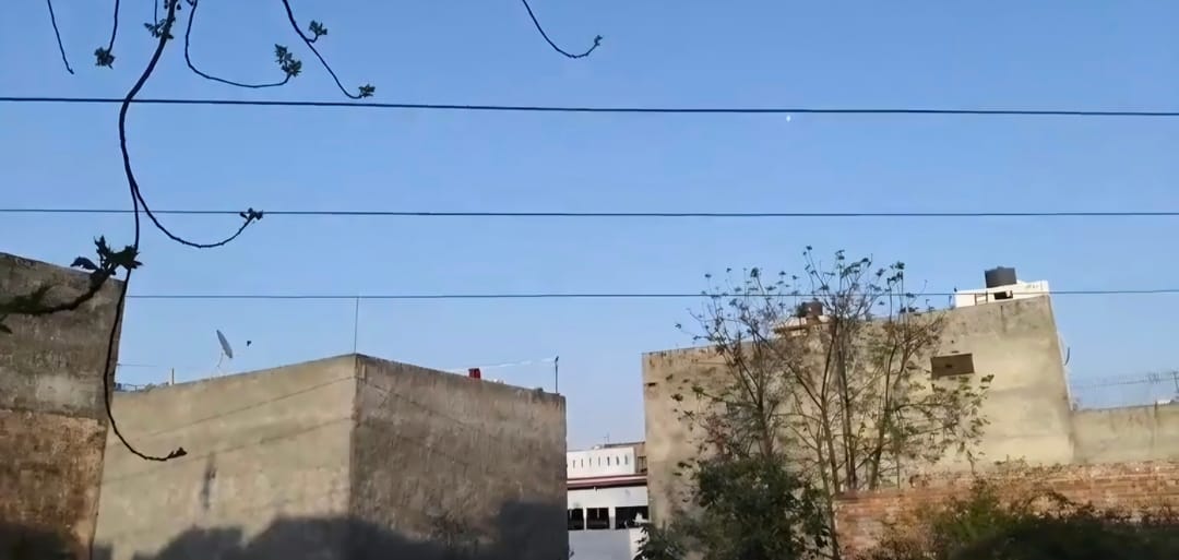 Dilapidated and hanging wires are becoming the cause of accidents