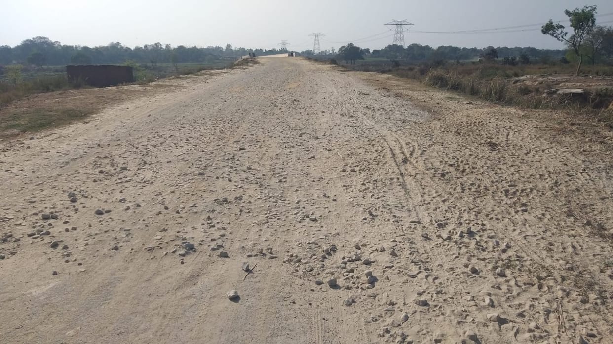 The department suppressed seven crore rupees and abandoned the work on the bridge route