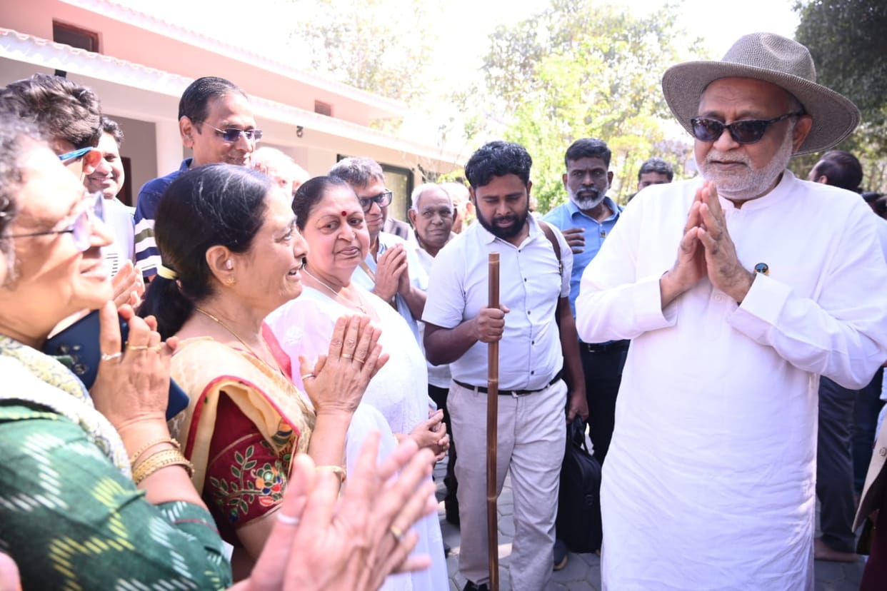 Let go of ego, humility attracts grace: Daaji