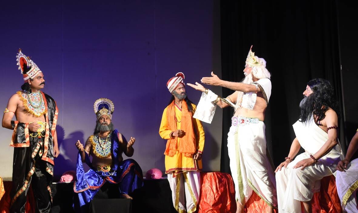 The story of Mahabharata was brought to the stage through Dutvaakyam.