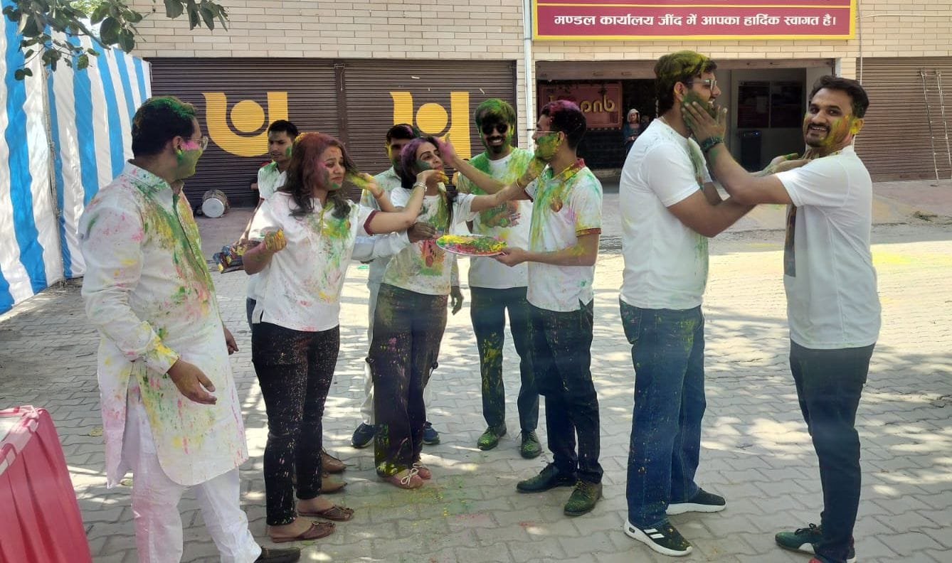 There will be no mercy for creating ruckus on Holi, 600 policemen will be on duty.